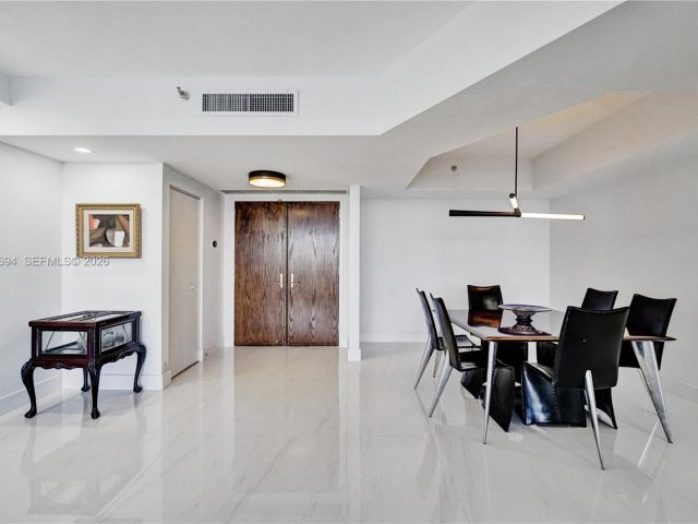 Apartment for rent  Unit #1503 - photo 7413414