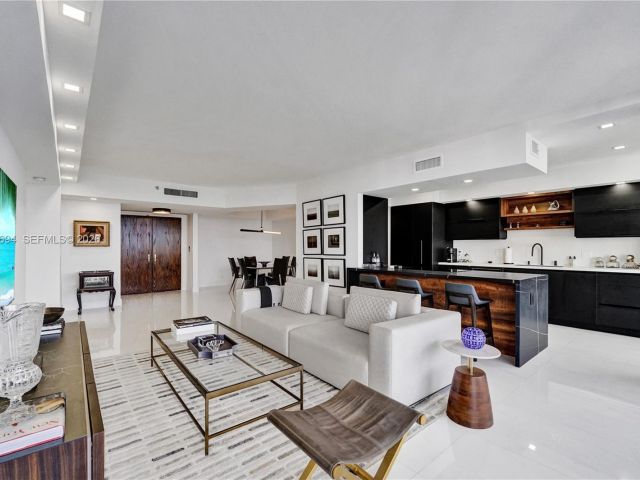 Apartment for rent  Unit #1503 - photo 7413420