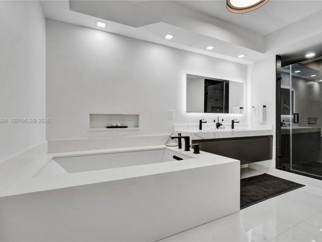 Apartment for rent  Unit #1503 - photo 7413422