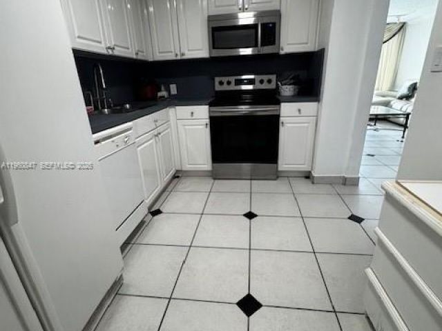 Apartment for rent  Unit #319 - photo 7444510