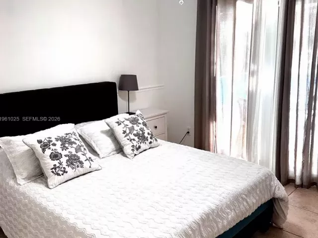 Home for rent at 13000 Coronado Ln - photo 7390781