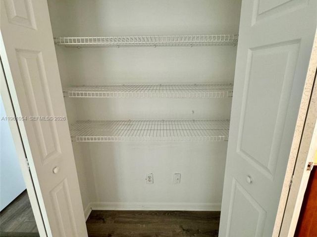 3-bedroom home for rent in Pembroke Pines - 15430 NW 12th Ct 0 - MondialRealty