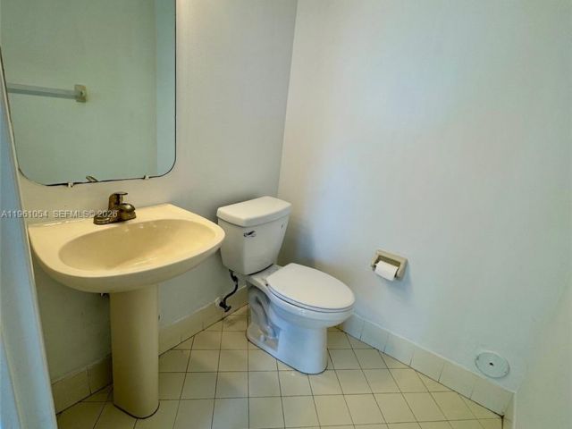 3-bedroom home for rent in Pembroke Pines - 15430 NW 12th Ct 0 - MondialRealty