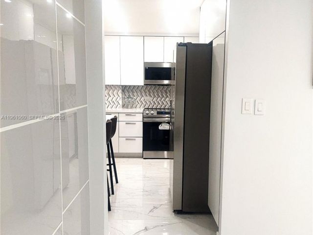 Apartment for rent  Unit # - photo 7483780