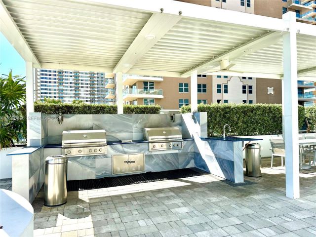 1-bedroom condo for sale in Hallandale Beach - 1904 S Ocean Dr 701 - MondialRealty