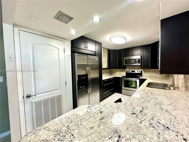 1-bedroom condo for sale in Hallandale Beach - 1904 S Ocean Dr 701 - MondialRealty