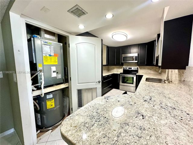 1-bedroom condo for sale in Hallandale Beach - 1904 S Ocean Dr 701 - MondialRealty