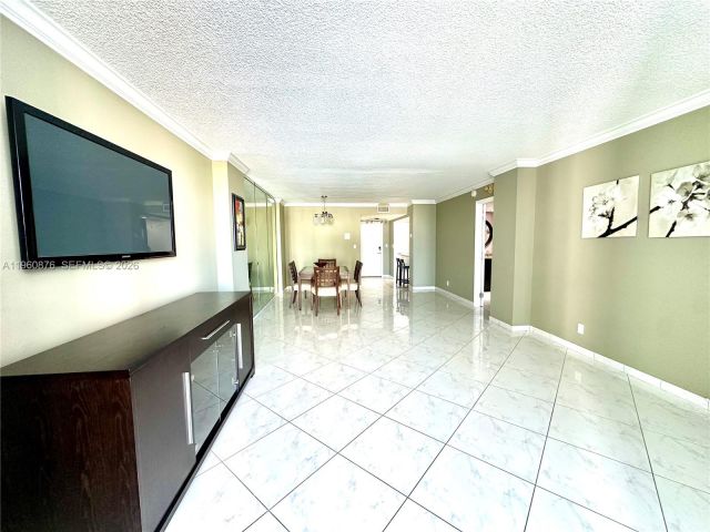 1-bedroom condo for sale in Hallandale Beach - 1904 S Ocean Dr 701 - MondialRealty