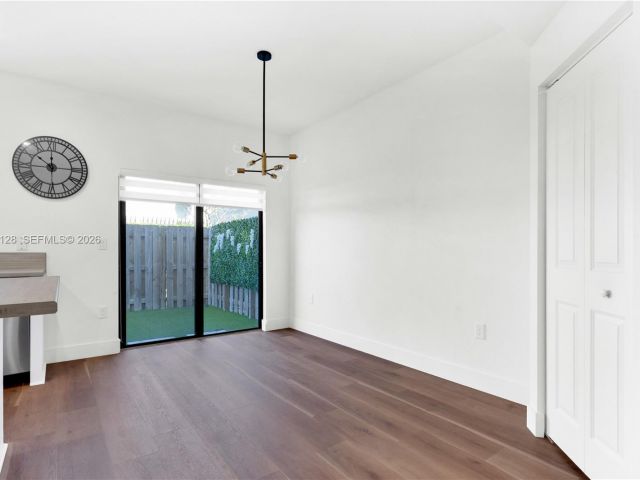3-bedroom home for rent in Miami - 859 NE 211th St - MondialRealty