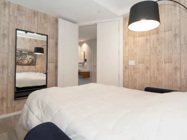 1-bedroom condo for sale in Miami - 801 S Miami Ave 3803 - MondialRealty