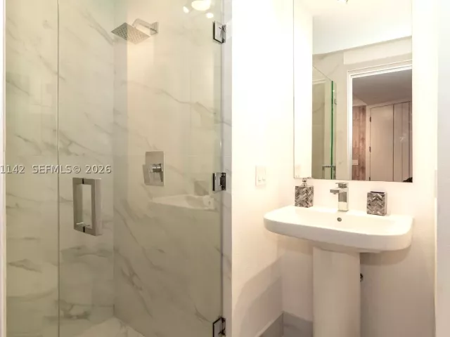 1-bedroom condo for sale in Miami - 801 S Miami Ave 3803 - MondialRealty