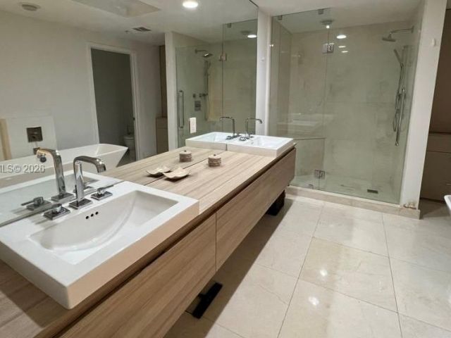 Apartment for sale  Unit #206 - photo 7393767