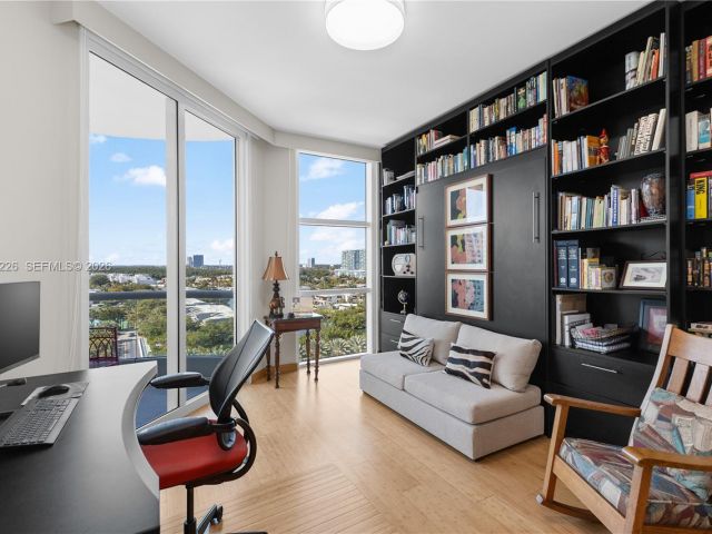 Apartment for sale  Unit #1001 - photo 7372095