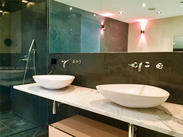 Apartment for rent  Unit #604 - photo 7374875