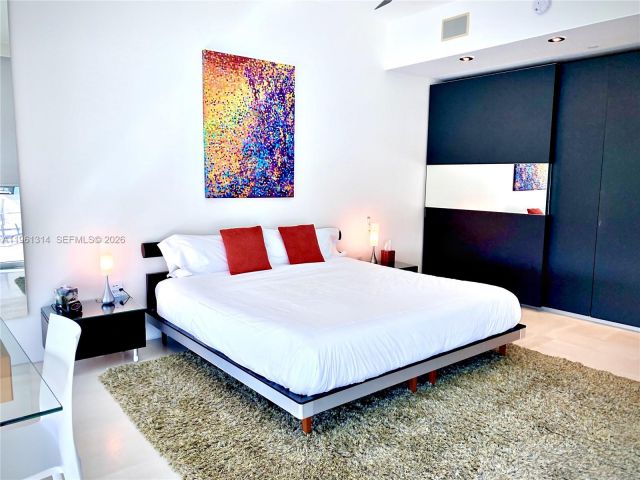 Apartment for rent  Unit #604 - photo 7374884