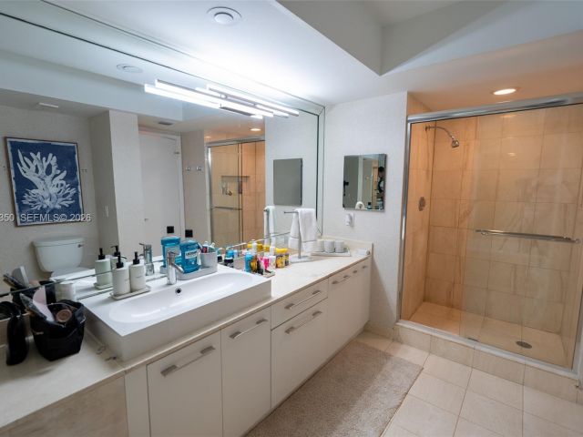 Apartment for rent  Unit #2812 - photo 7375635