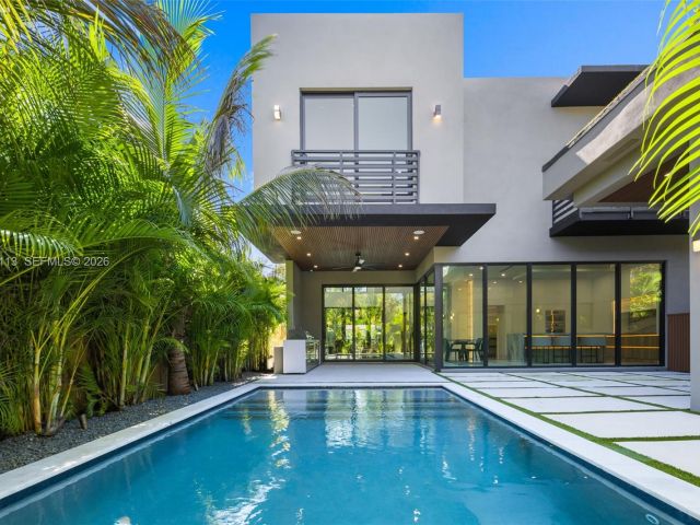 Home for sale at 441 NW 44th St - photo 7446335