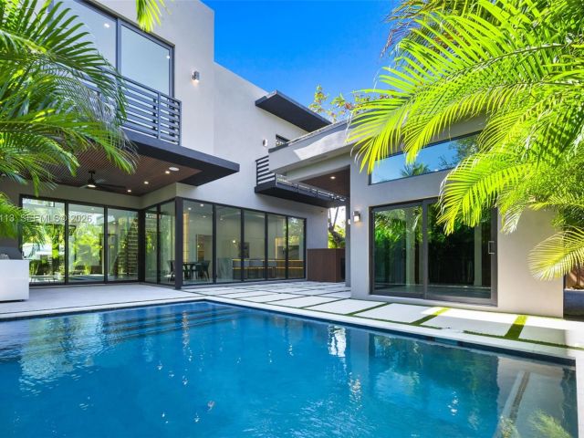 Home for sale at 441 NW 44th St - photo 7446337