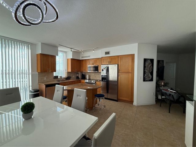 2-bedroom condo for rent in Hallandale Beach - 1745 E Hallandale Beach Blvd 507W - MondialRealty