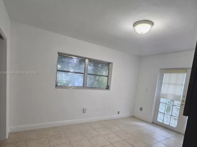 2-bedroom home for sale in Coral Gables - 345 Malaga Ave - MondialRealty