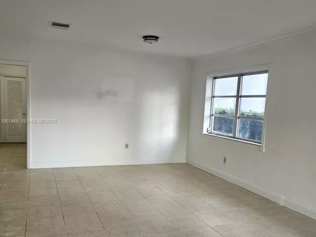 2-bedroom home for sale in Coral Gables - 345 Malaga Ave - MondialRealty