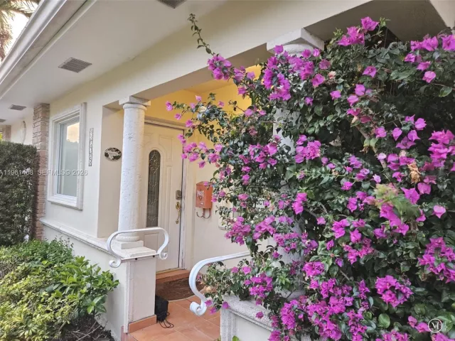2-bedroom home for sale in Coral Gables - 345 Malaga Ave - MondialRealty