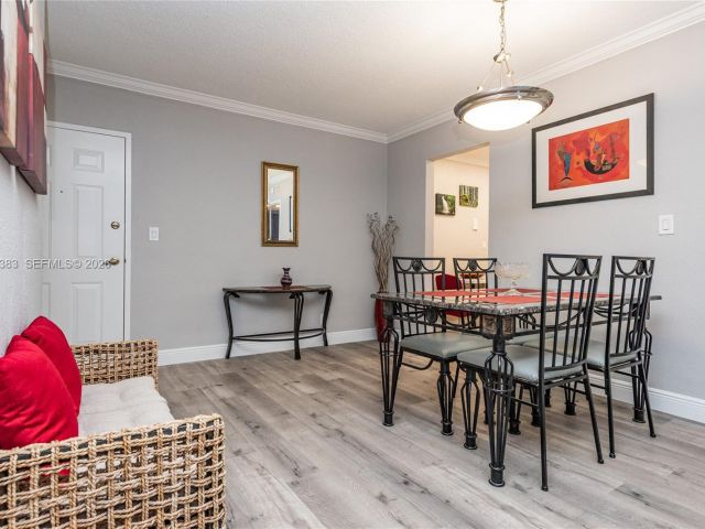 Apartment for sale  Unit #1617 - photo 7382888