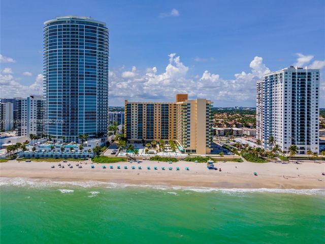 Apartment for sale  Unit #1617 - photo 7382911