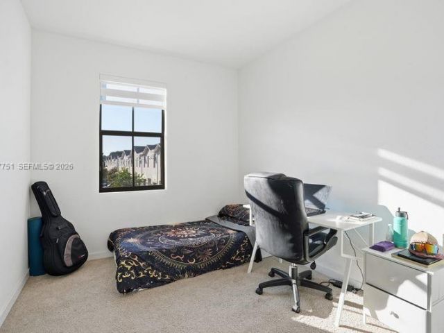 Home for rent at 816 NW 3rd Ter 818 - photo 7478185