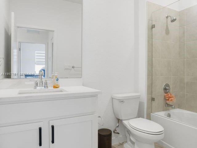 Home for rent at 816 NW 3rd Ter 818 - photo 7478187