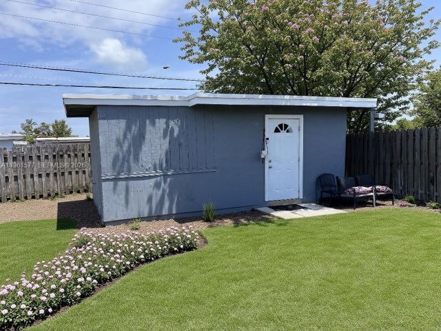 Home for rent at 1885 NE 53rd St - photo 7384257