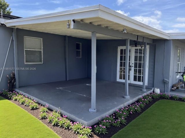 Home for rent at 1885 NE 53rd St - photo 7384258