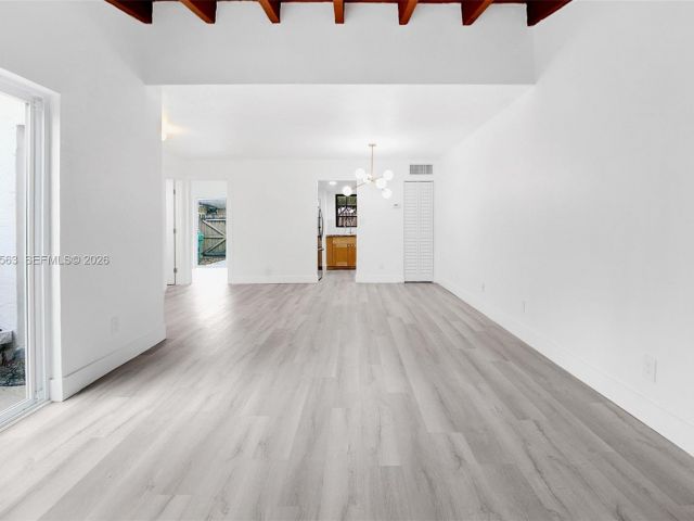 3-bedroom home for rent in Miami - 10921 SW 70th Ter 10921 - MondialRealty