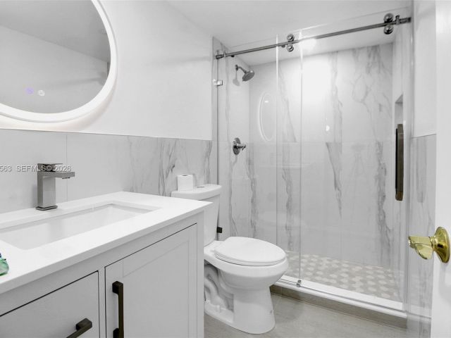 3-bedroom home for rent in Miami - 10921 SW 70th Ter 10921 - MondialRealty