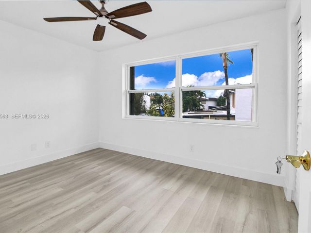 3-bedroom home for rent in Miami - 10921 SW 70th Ter 10921 - MondialRealty