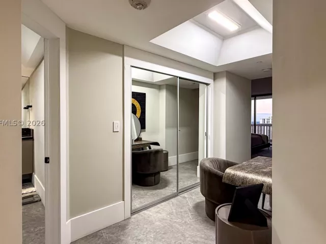 3-bedroom condo for sale in Aventura - 2000 Island Blvd 2404 - MondialRealty