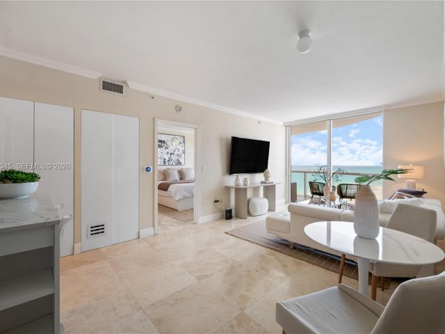 Apartment for sale  Unit # - photo 7392858