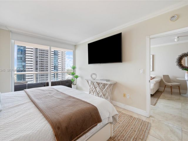Apartment for sale  Unit # - photo 7392862