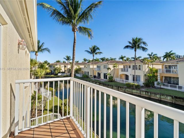 Home for rent at 3110 NE 210th Ter - photo 7386951