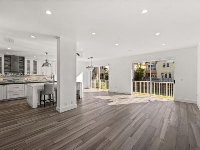 Home for rent at 3110 NE 210th Ter - photo 7386956