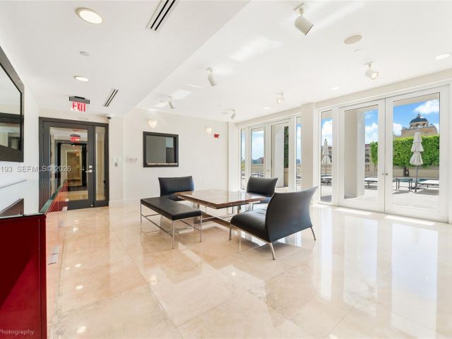 Apartment for rent  Unit # - photo 7440833