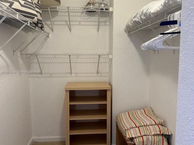 Apartment for sale  Unit #1033 - photo 7436258