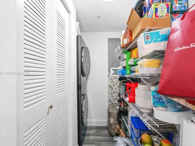 2-bedroom condo for sale in Sunny Isles Beach - 17555 Atlantic Blvd UPH3 - MondialRealty