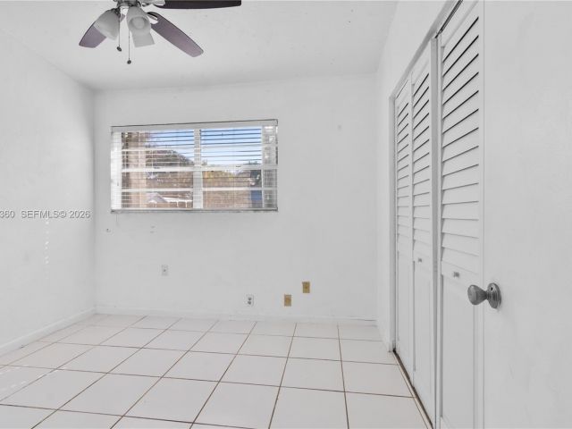 3-bedroom home for rent in Miami - 11535 Lincoln Blvd 0 - MondialRealty