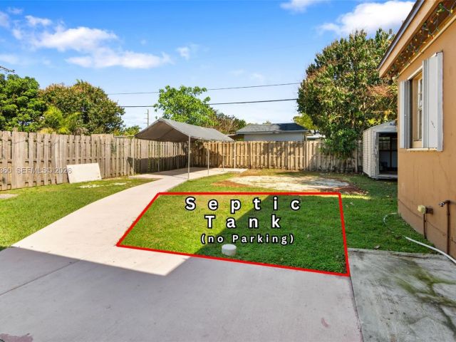 3-bedroom home for rent in Miami - 11535 Lincoln Blvd 0 - MondialRealty