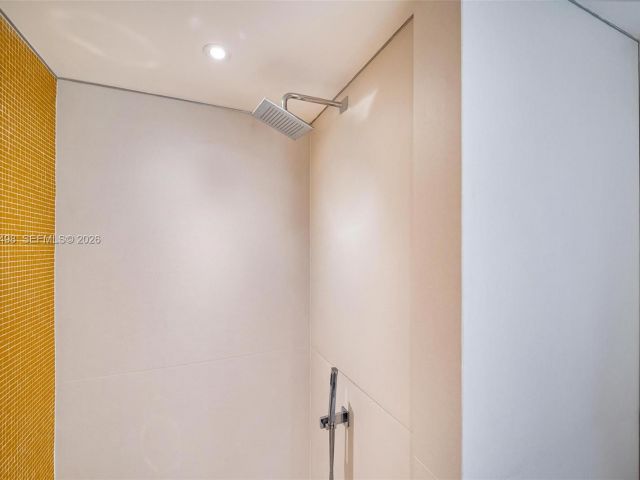 Apartment for rent  Unit #BL-33 - photo 7395735