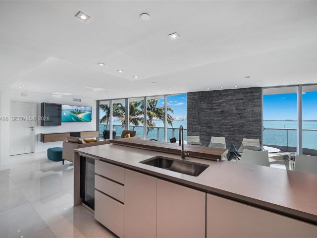 Apartment for rent  Unit #BL-33 - photo 7395746