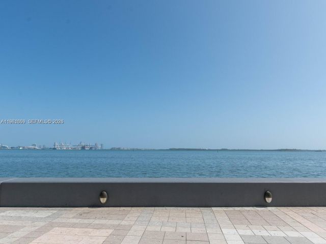 condo for rent in Miami - 1200 Brickell Bay Dr 3210 - MondialRealty