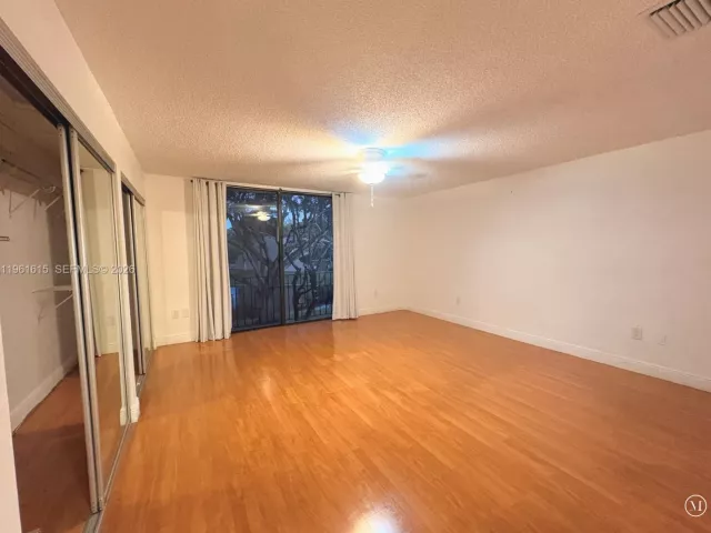 2-bedroom home for sale in Doral - 3855 Estepona Ave 10-D-1 - MondialRealty