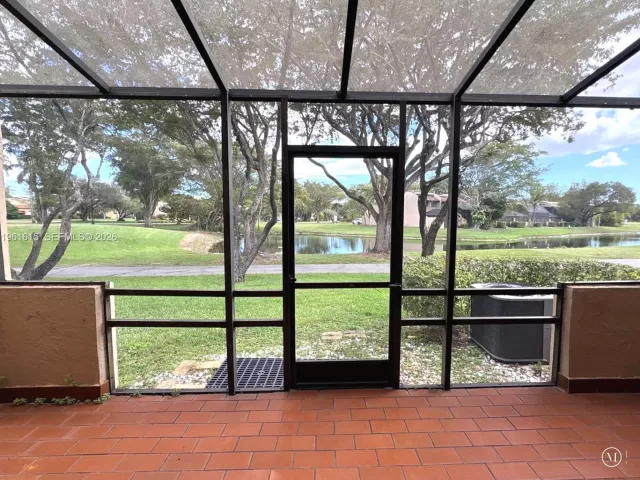 2-bedroom home for sale in Doral - 3855 Estepona Ave 10-D-1 - MondialRealty